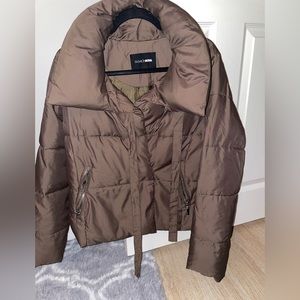 Gently worn Taupey brown Women’s size large puffer